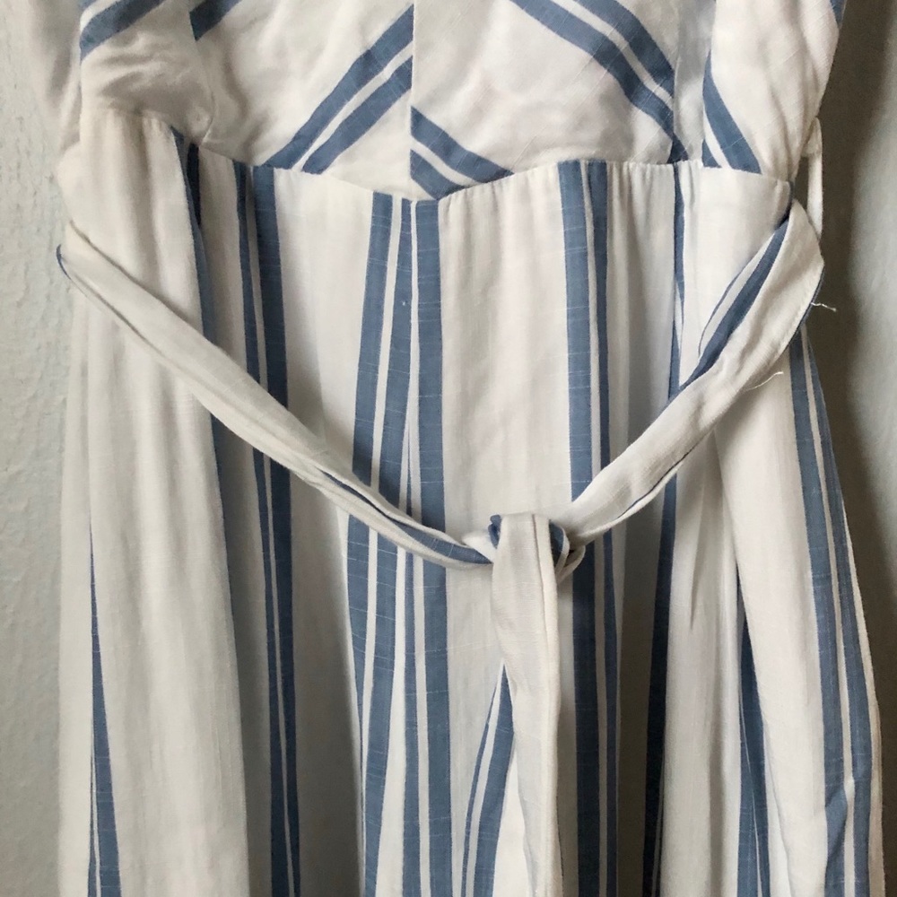 Luxxel Striped Jumpsuit - Picture 4 of 11